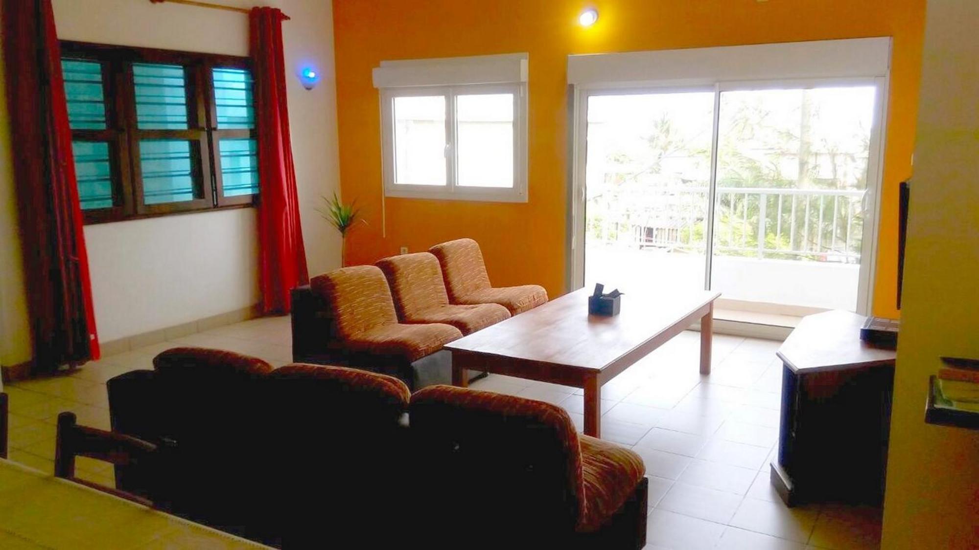 Dodoo Lodge Cotonou Bilik gambar
