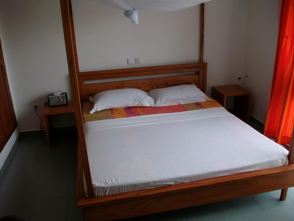 Dodoo Lodge Cotonou Luaran gambar